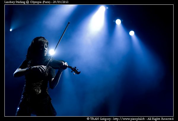 Concert de Lindsey en France - Page 3 20130529-Olympia-LindseyStirling-221-C