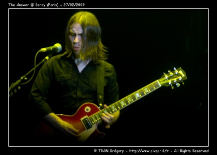 20090227-Bercy-TheAnswer-8-C
