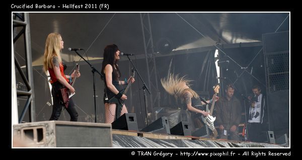 20110618-Hellfest-CrucifiedBarbara-21-C.jpg