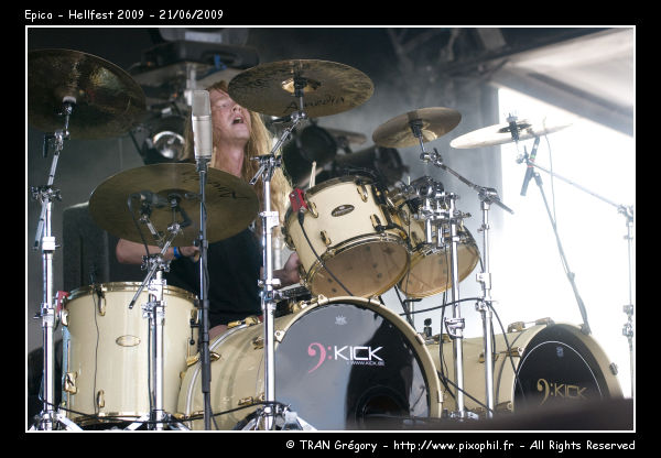 20090621-Hellfest-Epica-57-C.jpg
