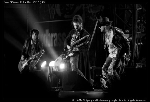 20120616-Hellfest-GunsNRoses-26-C.jpg