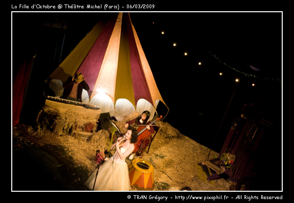 20090306-TheatreMichel-LaFilledOctobre-25-C.jpg