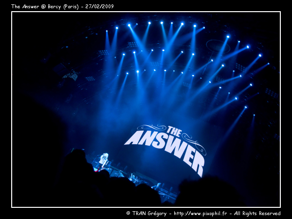 20090227-Bercy-TheAnswer-0-C