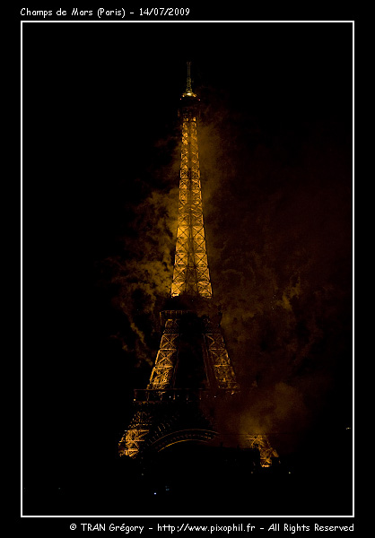 20090714-ChampsDeMars-Fireworks-Prev-14-C.jpg