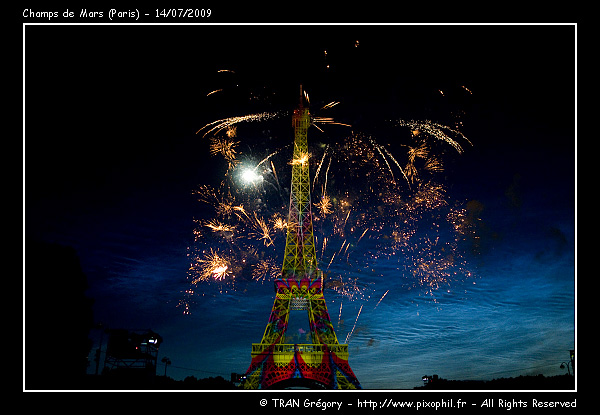 20090714-ChampsDeMars-Fireworks-Prev-6-C.jpg